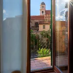 In Centro Citta, Nei Vicoli Del Borgo * Санремо