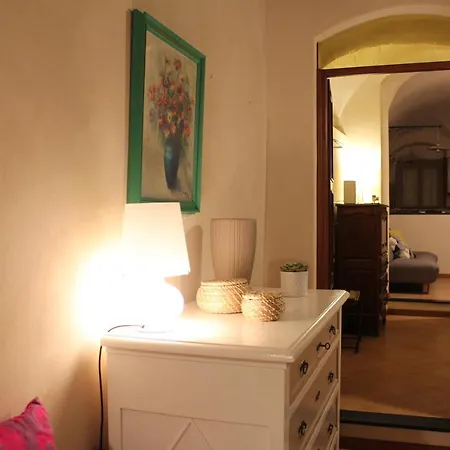 Lägenhet In Centro Citta, Nei Vicoli Del Borgo