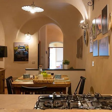 Appartamento Nuova! Al Centro Della Nei Vicoli Del Borgo Sanremo