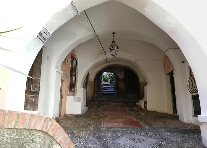Lägenhet In Centro Citta, Nei Vicoli Del Borgo Sanremo