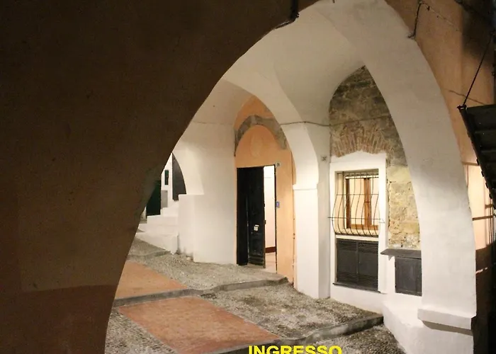 In Centro Citta, Nei Vicoli Del Borgo Lägenhet