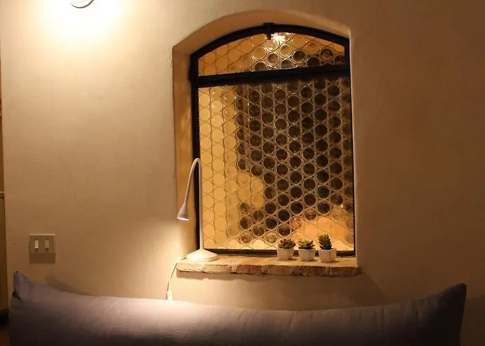 In Centro Citta, Nei Vicoli Del Borgo 圣雷默